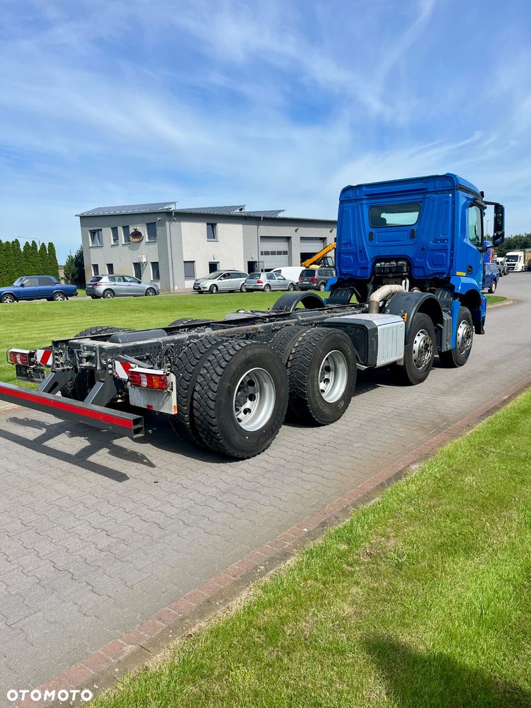 Mercedes-Benz Arocs 3243 8x4 2020rok - 5