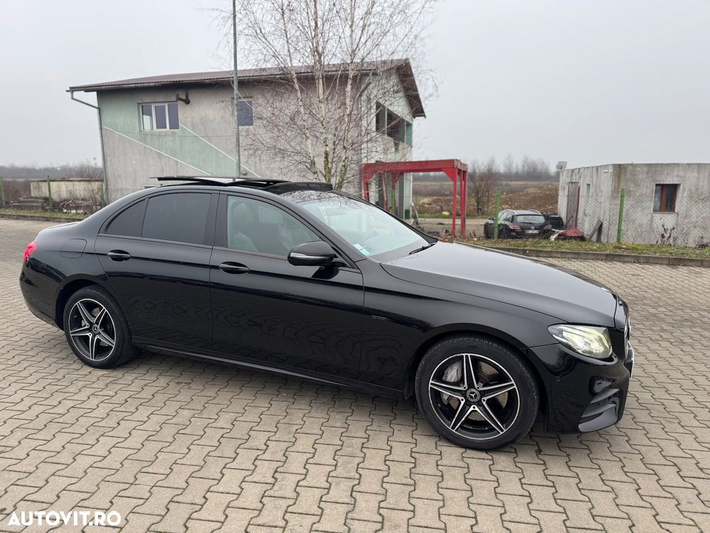 Mercedes-Benz E 300 T 9G-TRONIC AMG Line - 33