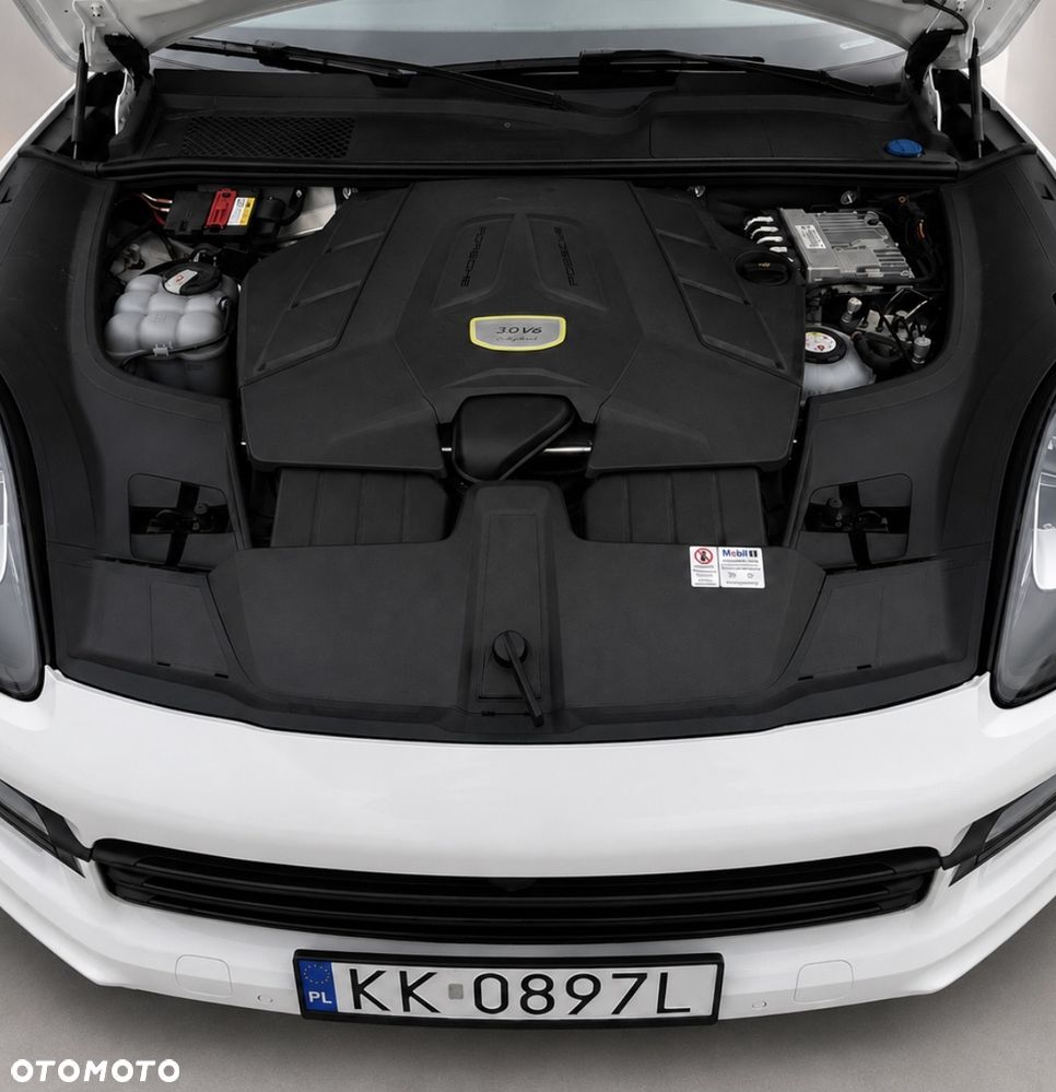Porsche Cayenne - 12