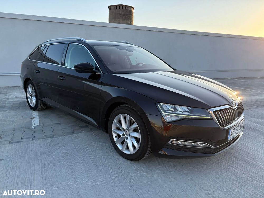 Skoda Superb Combi 2.0 TDI DSG Style - 8
