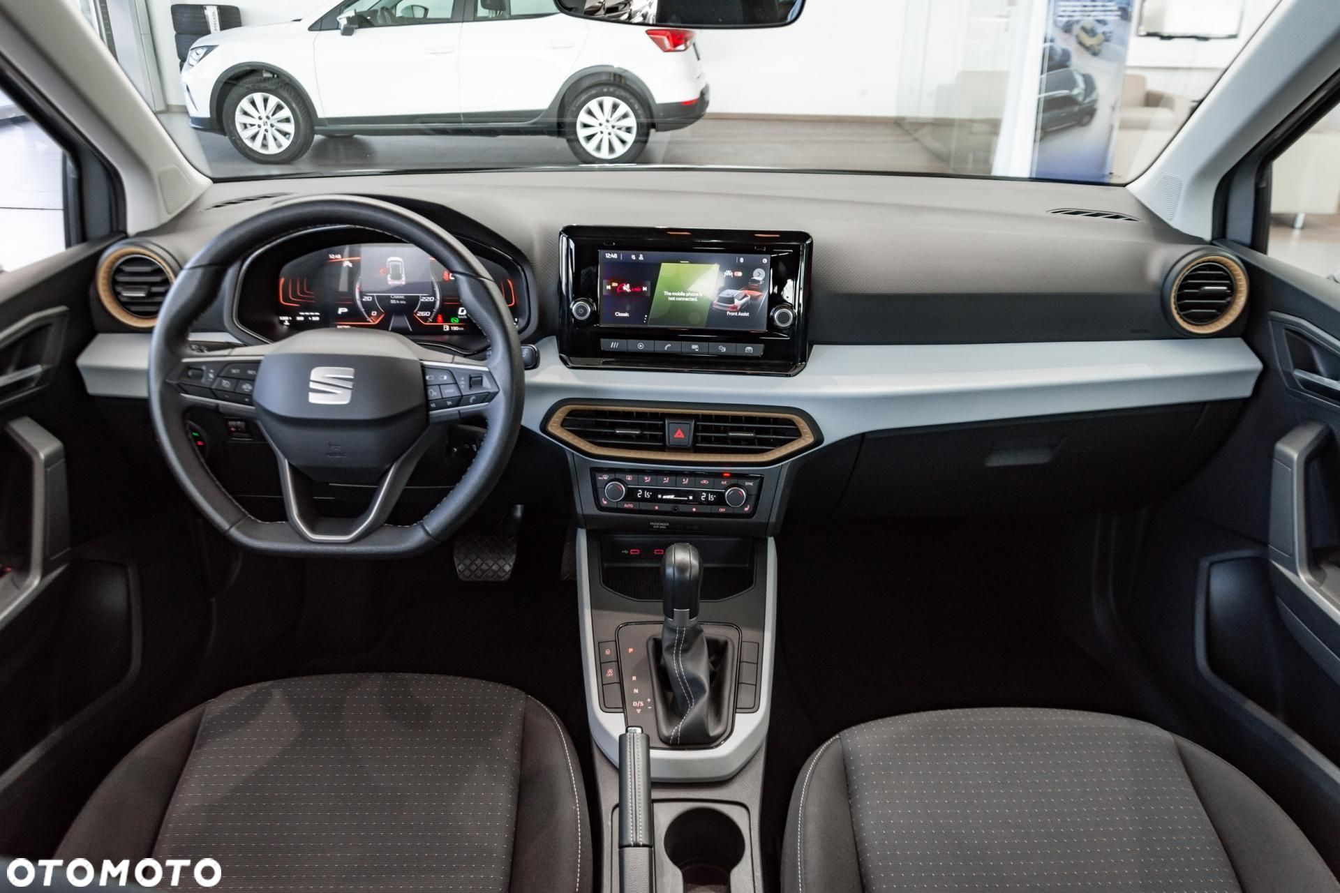 Seat Arona - 12