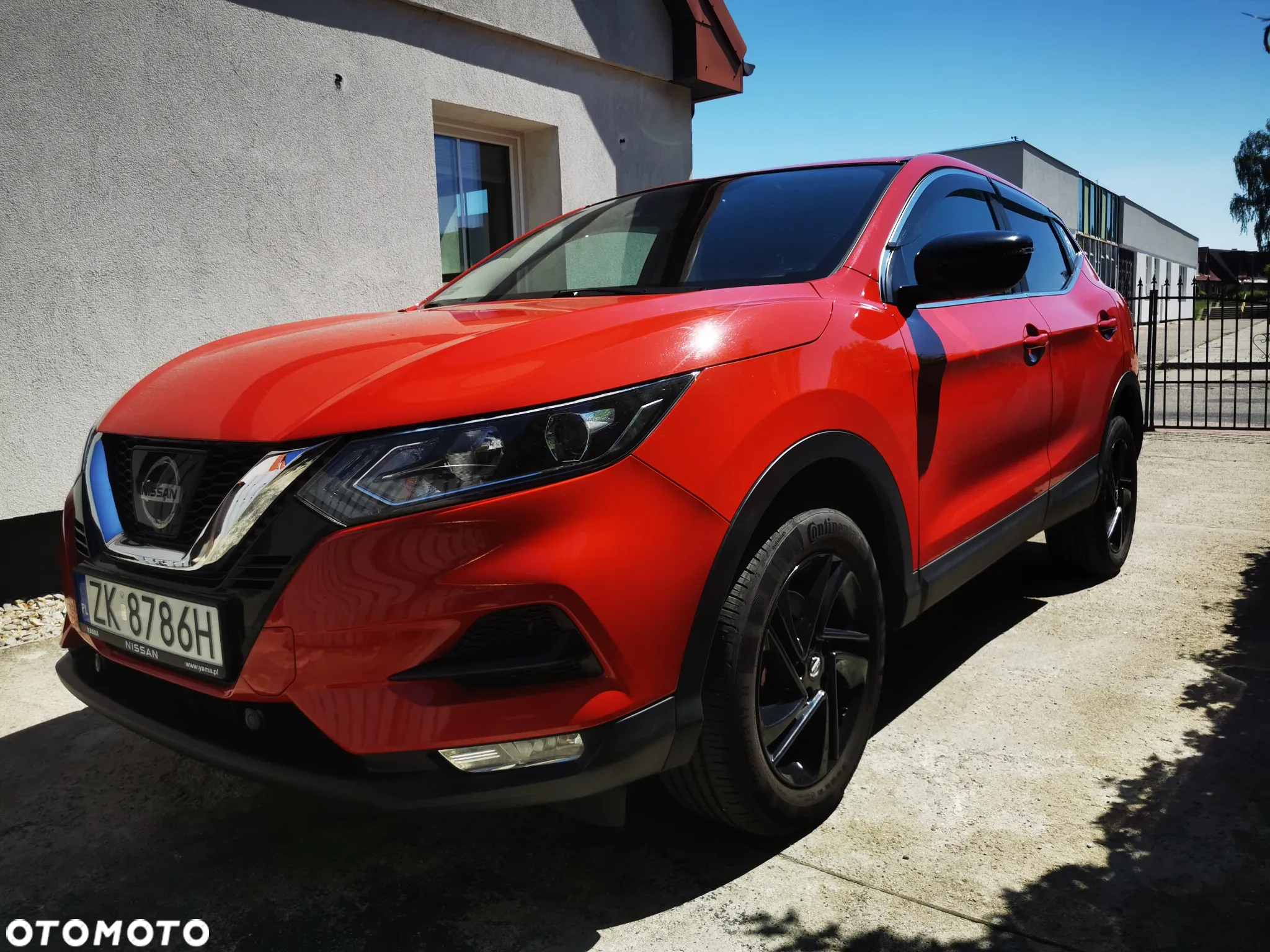 Nissan Qashqai - 2