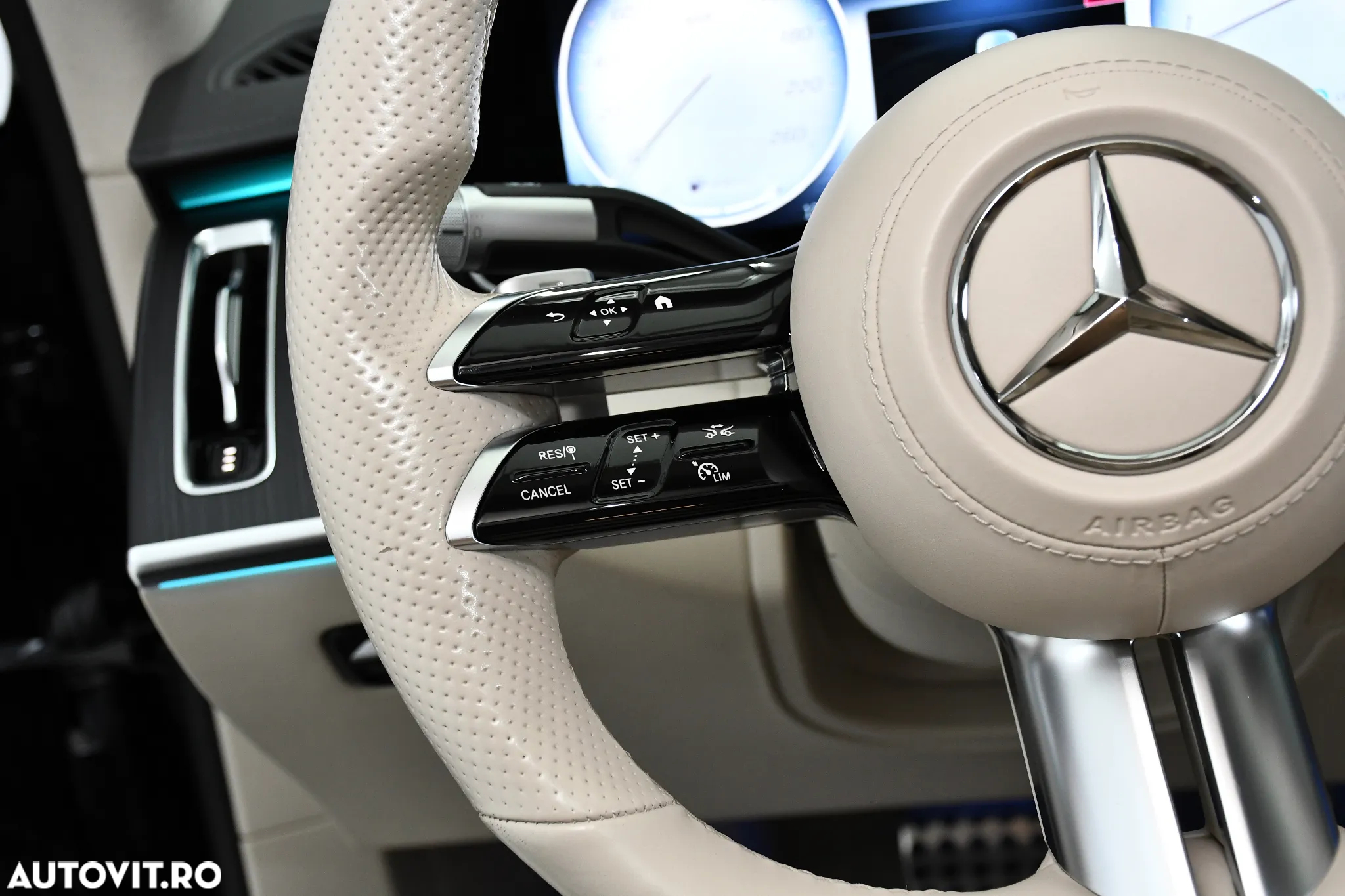 Mercedes-Benz S 500 4MATIC MHEV Long Aut. - 39