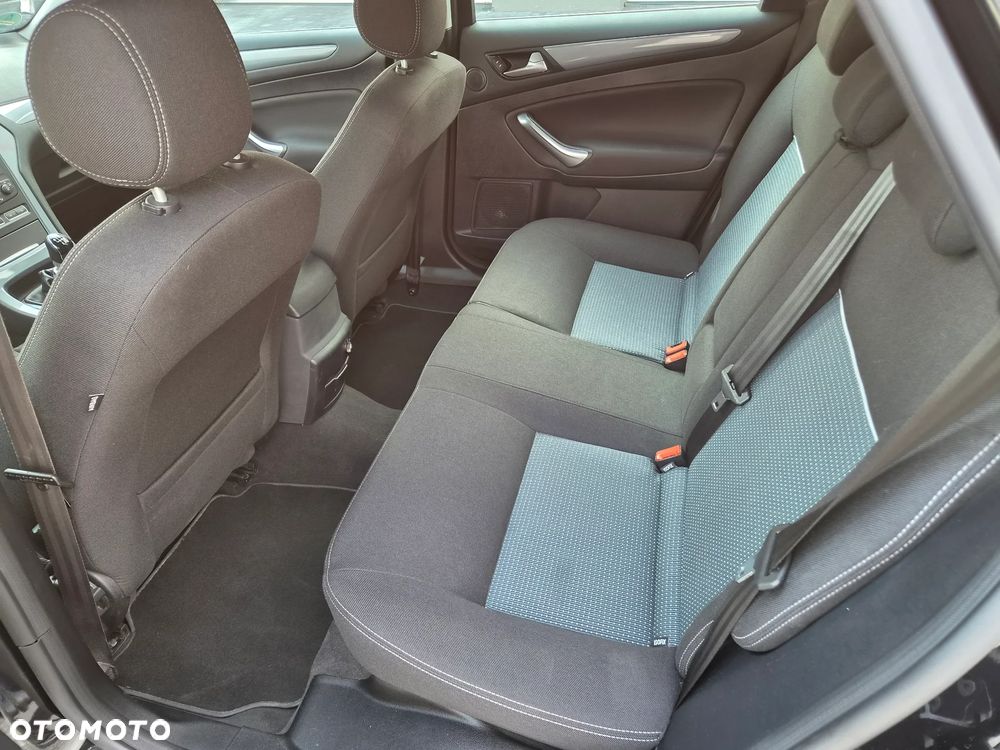 Ford Mondeo SW 2.0 TDCi Titanium - 16