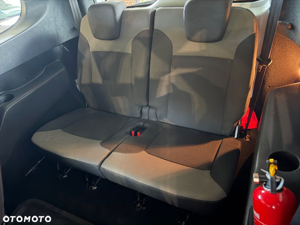 Dacia Lodgy 1.3 TCe Open S&S - 26