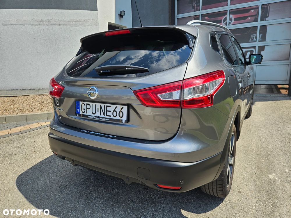 Nissan Qashqai 1.2 DIG-T Tekna EU6 - 7
