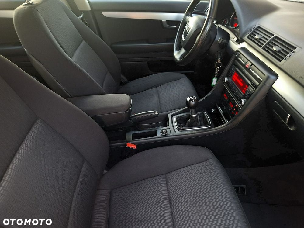 Audi A4 Avant - 9