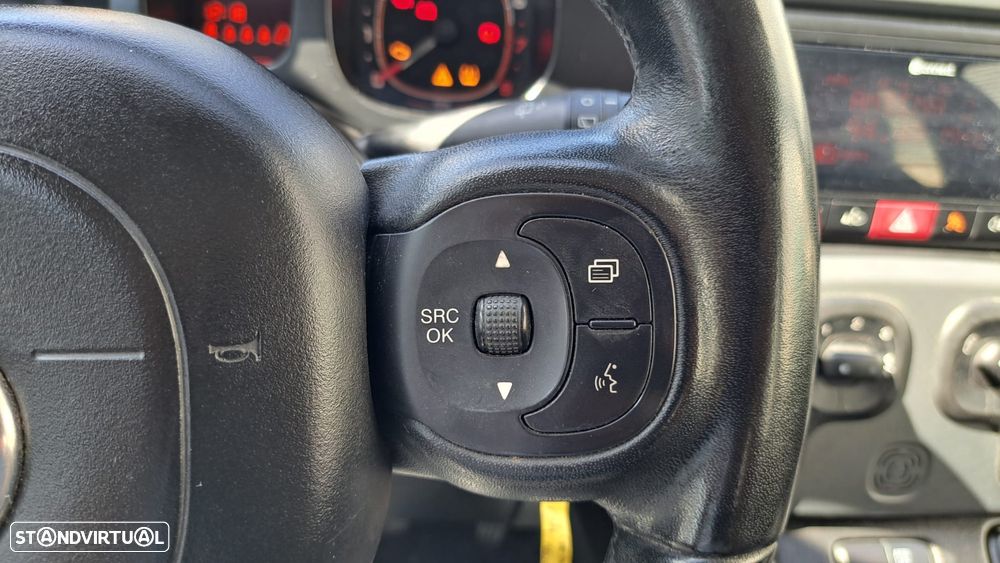 Fiat Panda 1.2 Lounge S&S - 32