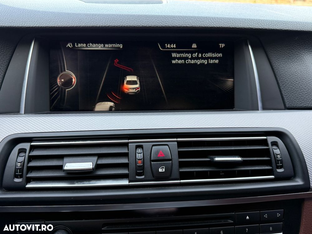 BMW Seria 5 535d xDrive AT - 22