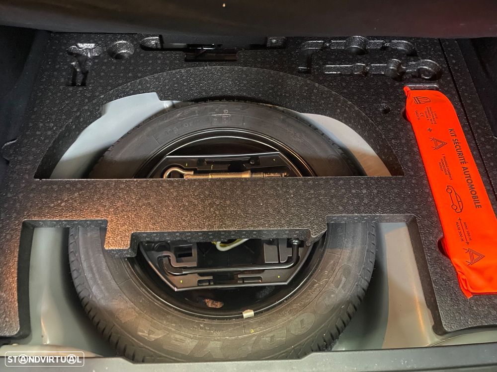 Peugeot 2008 PureTech 110 Stop&Start Allure - 18