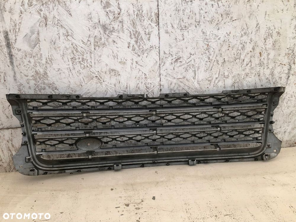 LAND ROVER L322 3.6 KRATKA PRZÓD GRILL - 7