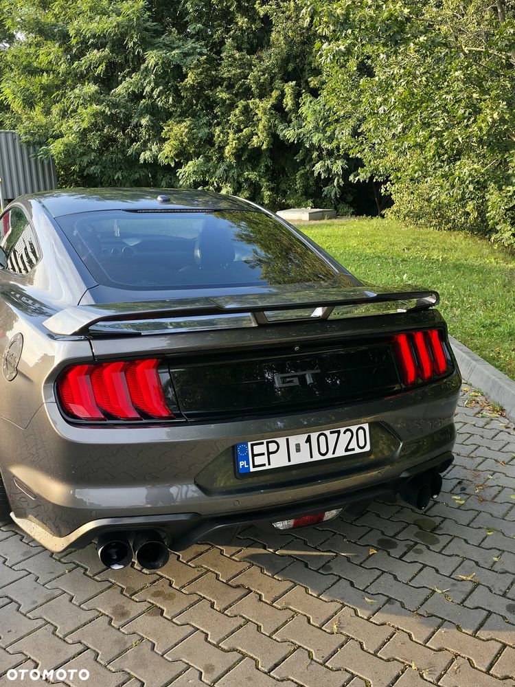 Ford Mustang - 5