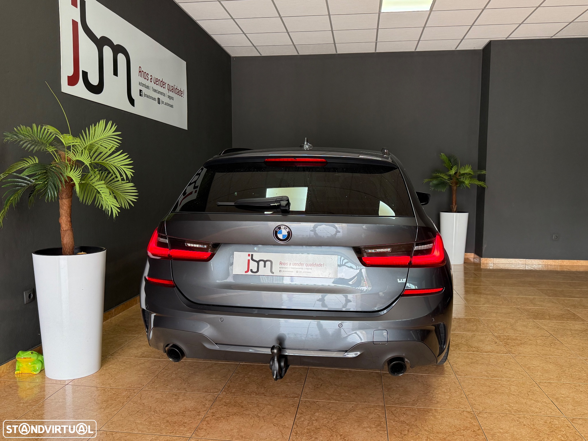 BMW 320 d Touring Pack Desportivo M Auto - 19