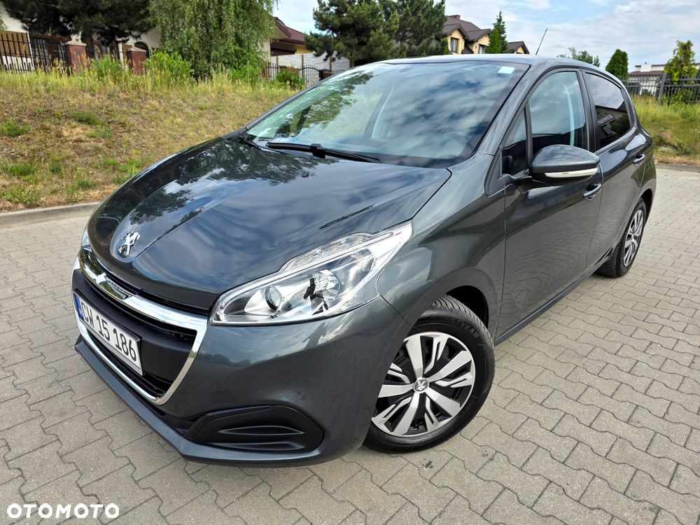Peugeot 208 - 20
