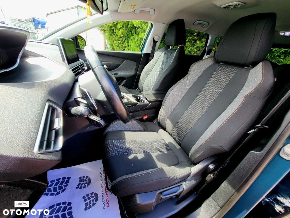 Peugeot 5008 - 30