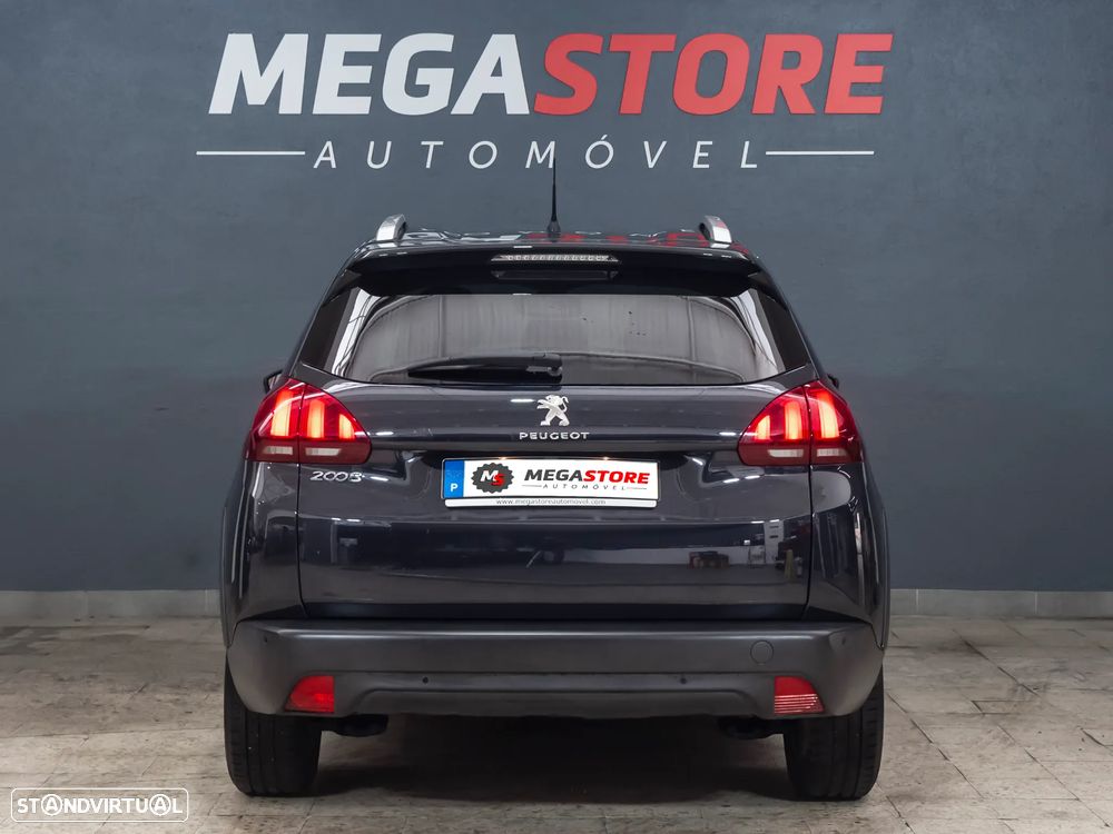 Peugeot 2008 1.2 PureTech Signature - 6