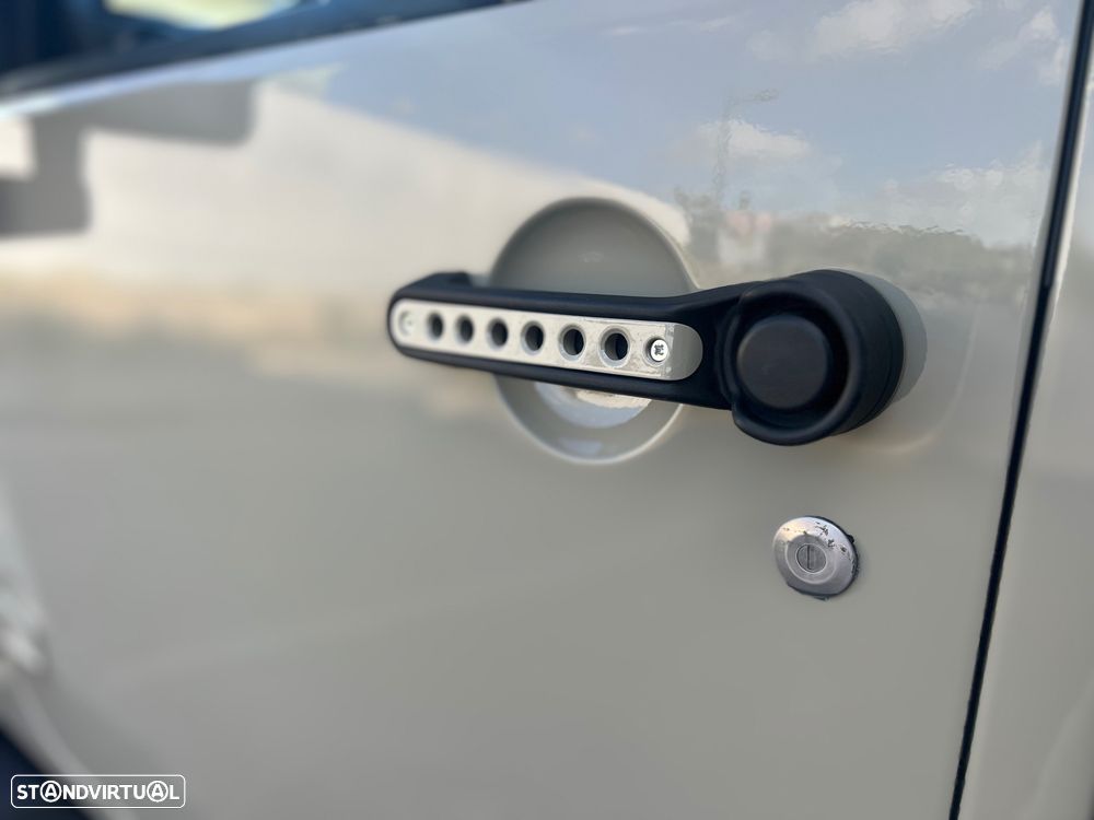 Jeep Wrangler Unlimited - 13