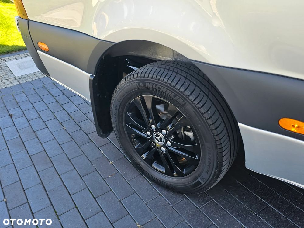 Mercedes-Benz Sprinter - 7