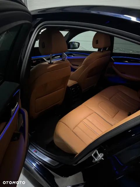 BMW Seria 5 530i xDrive mHEV M Sport sport - 13