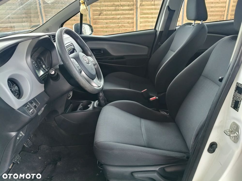 Toyota Yaris 1.0 Active - 9