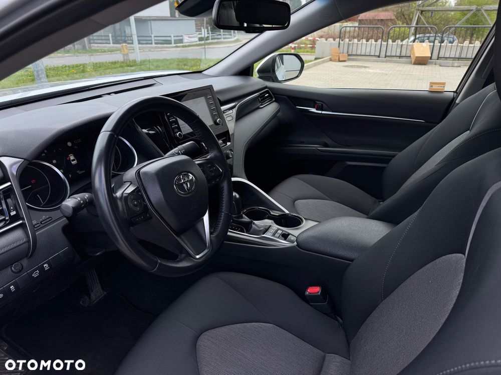 Toyota Camry 2.5 Hybrid Comfort CVT - 17