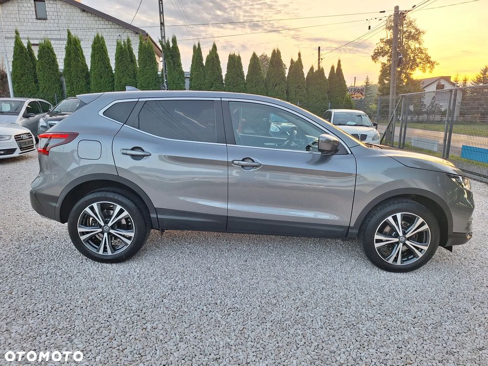 Nissan Qashqai 1.2 DIG-T N-Connecta Xtronic - 13