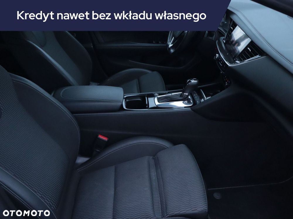 Opel Insignia - 11