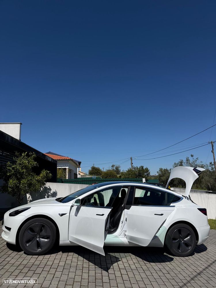 Tesla Model 3 Standard Range Plus RWD - 2