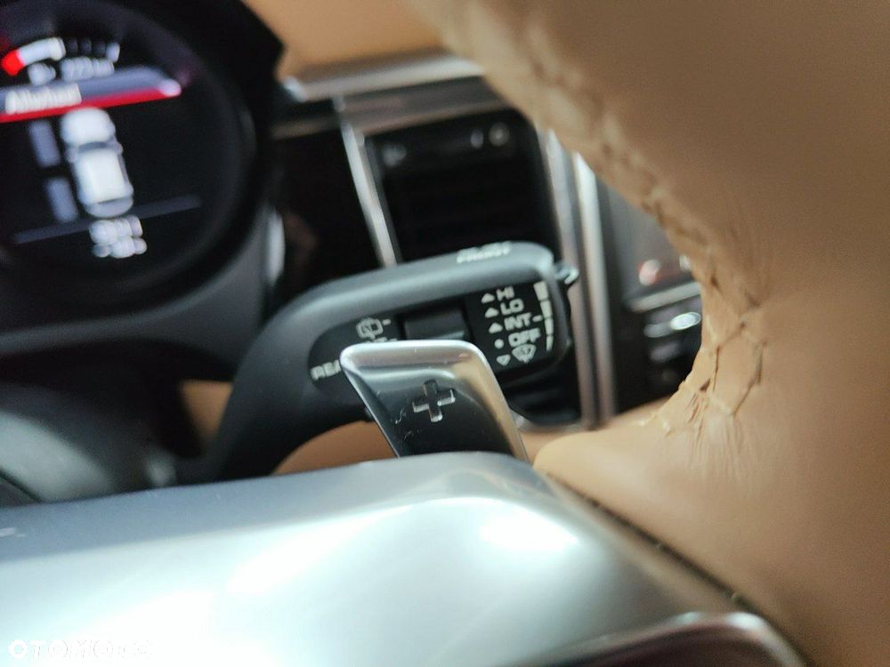 Porsche Macan S - 10