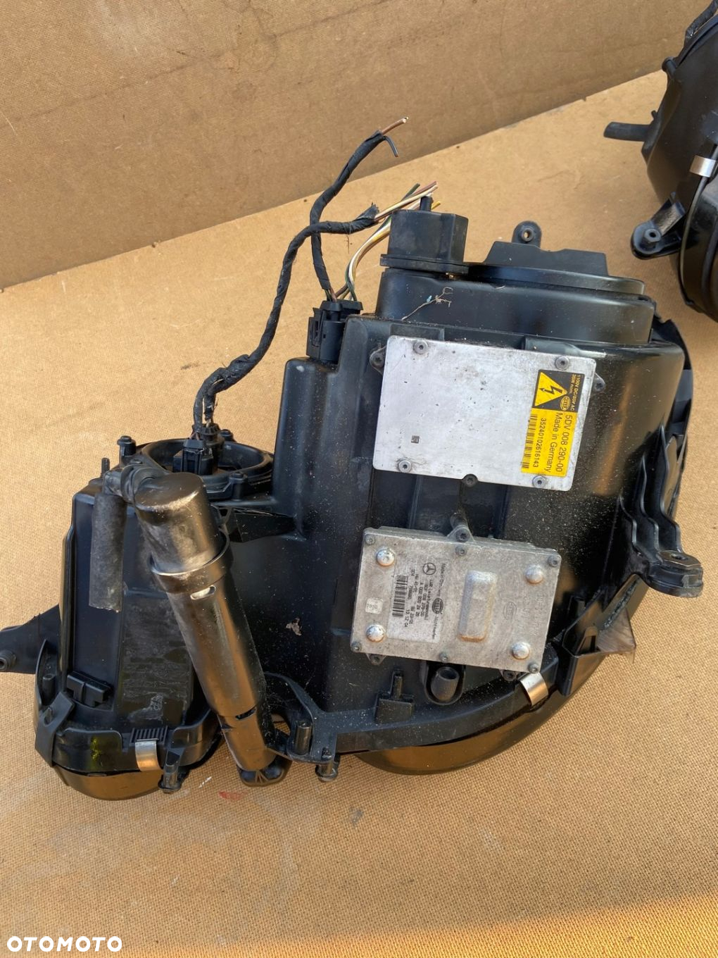 MERCEDES E KLASA W211 02-06 LAMPA BI XENON PRAWY PRZÓD KOMPLETNA, EUROPA - 8