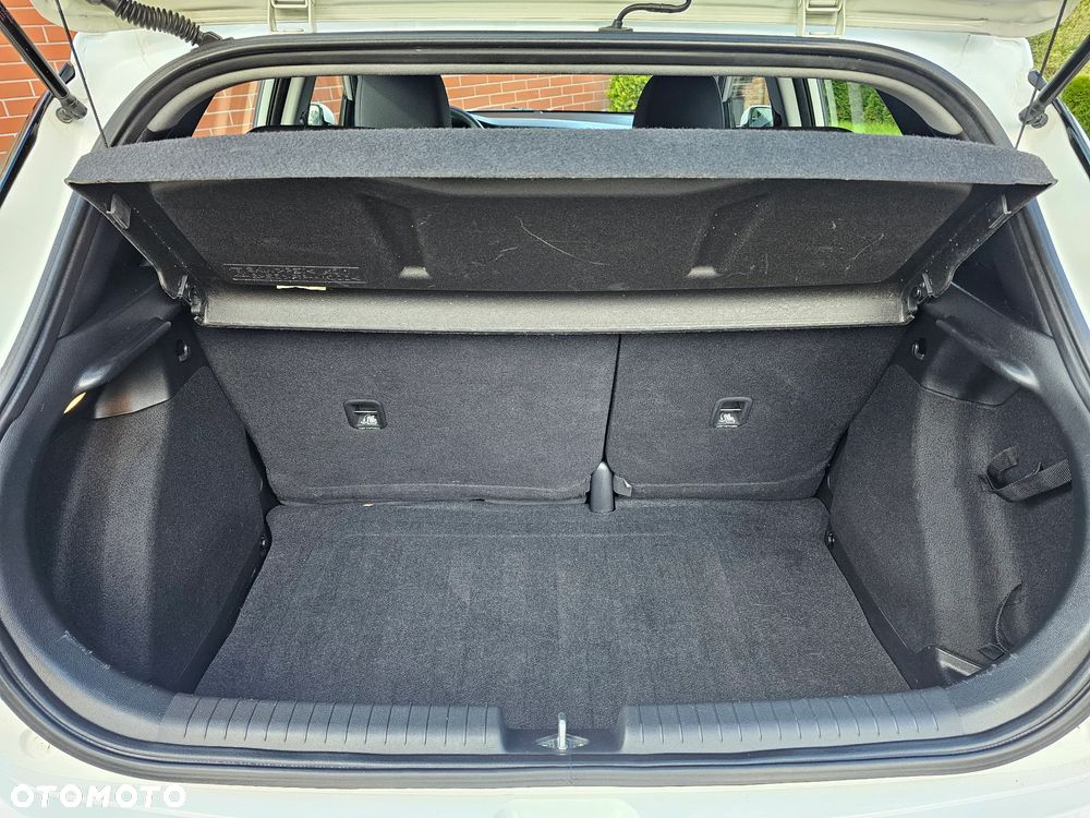 Hyundai i20 1.2 Classic + - 25