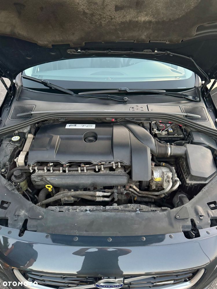 Volvo S60 T6 AWD R-Design - 20