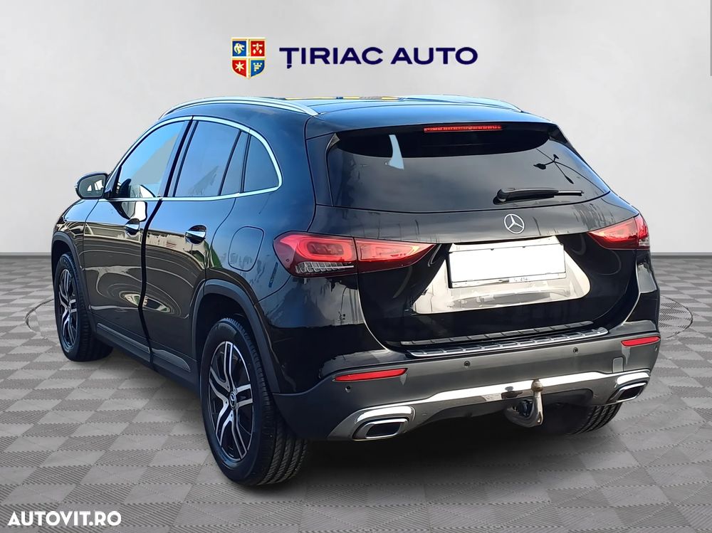 Mercedes-Benz GLA - 3