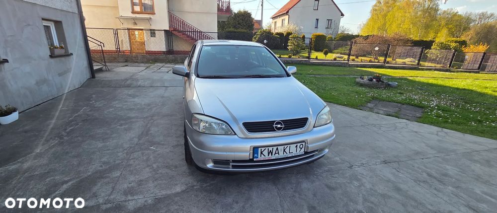 Opel Astra 1.8 Elegance - 1
