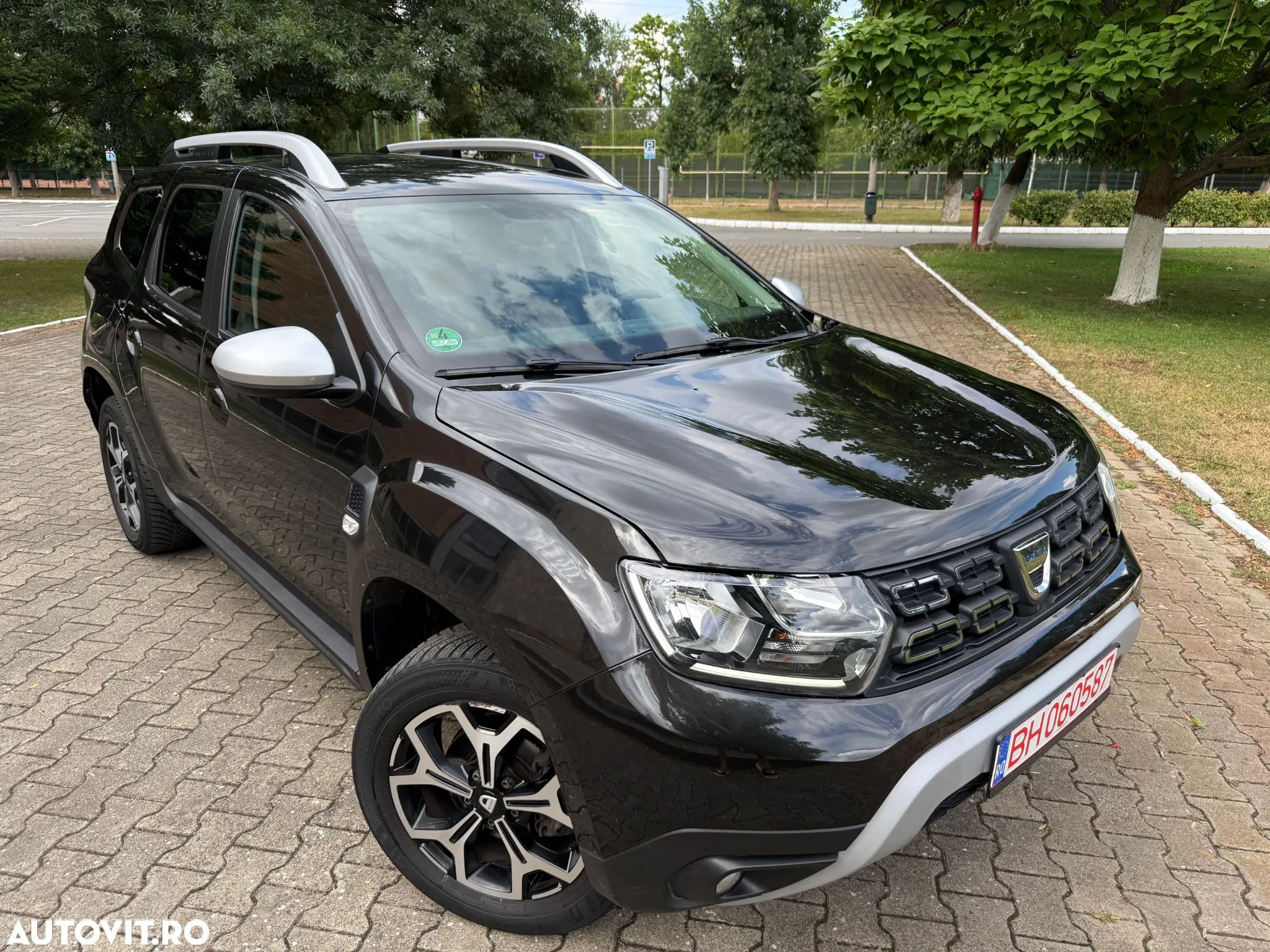 Dacia Duster TCe 130 2WD Sondermodell Extreme - 1
