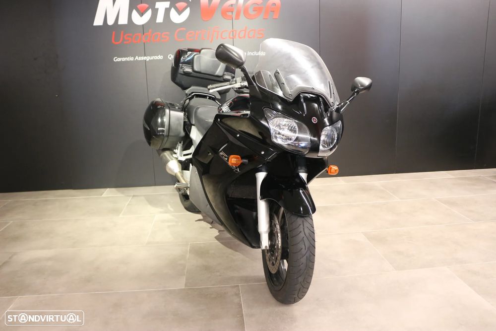 Yamaha FJR 1300 - 8