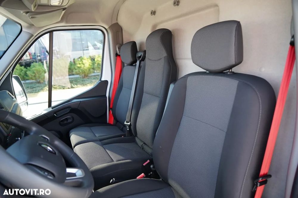 Renault MASTER / BLASZAK /  L3H2 / PANEL / 2023 R / IMPORTAT - 27