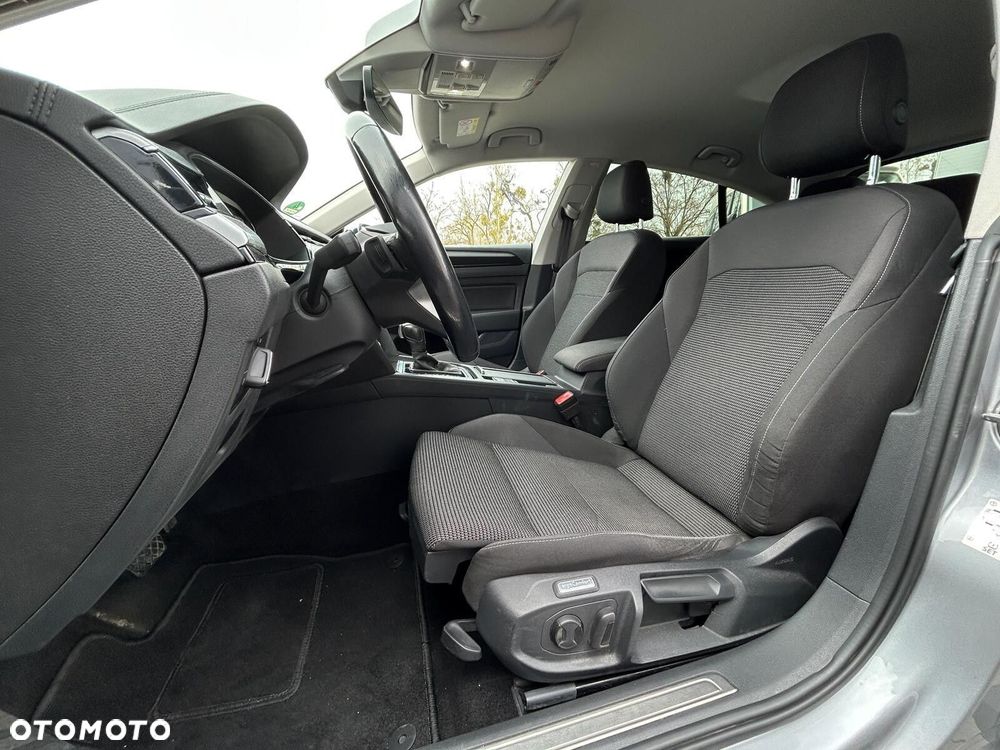 Volkswagen Arteon 2.0 TSI Essence DSG - 9
