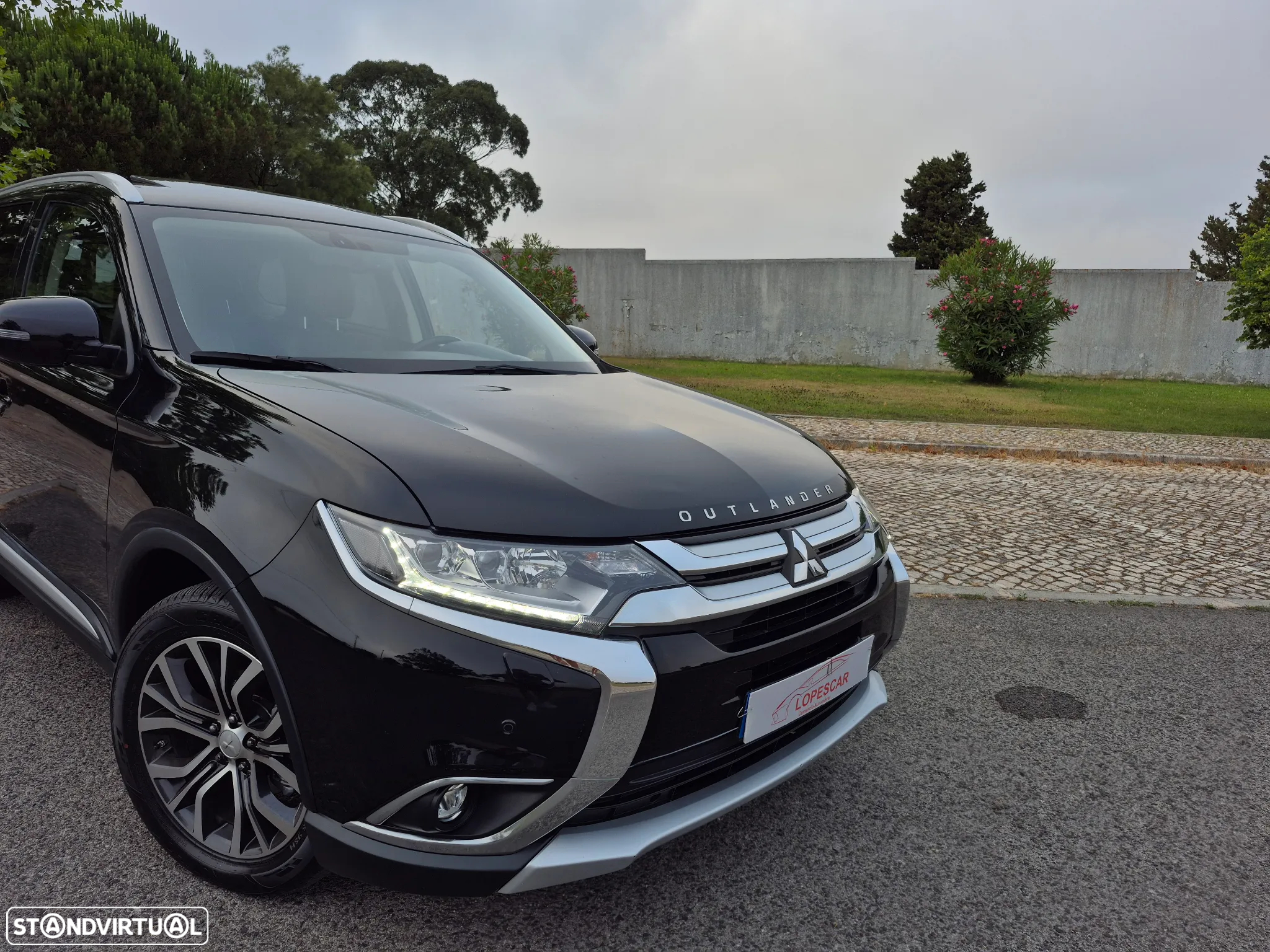 Mitsubishi Outlander 2.2 DI-D Instyle Navi - 9