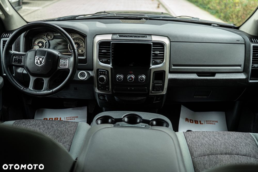 Dodge RAM 5.7 4x4 - 24