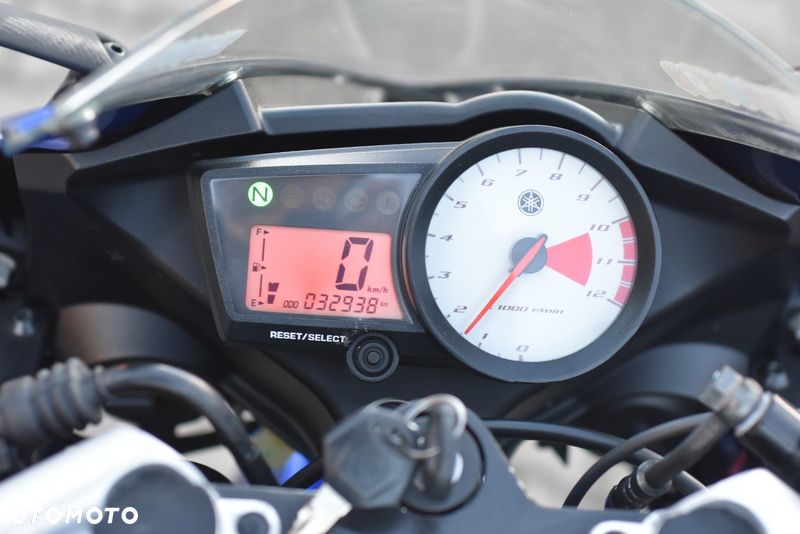 Yamaha YZF - 30