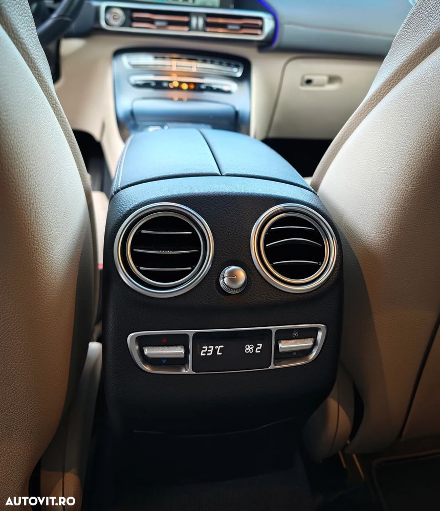 Mercedes-Benz EQC - 22