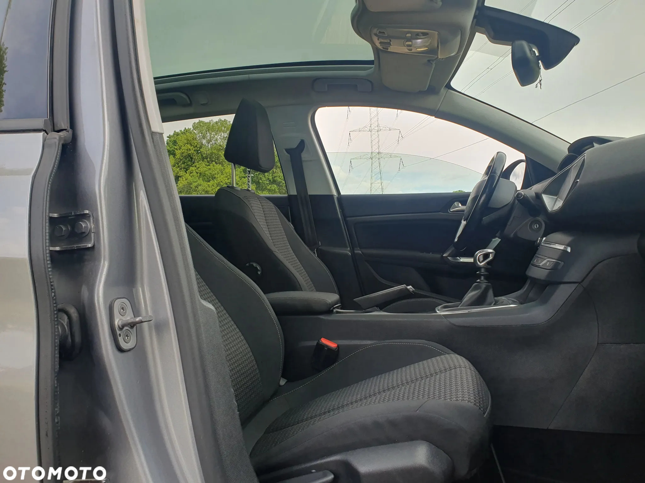 Peugeot 308 1.6 BlueHDi Allure S&S - 18