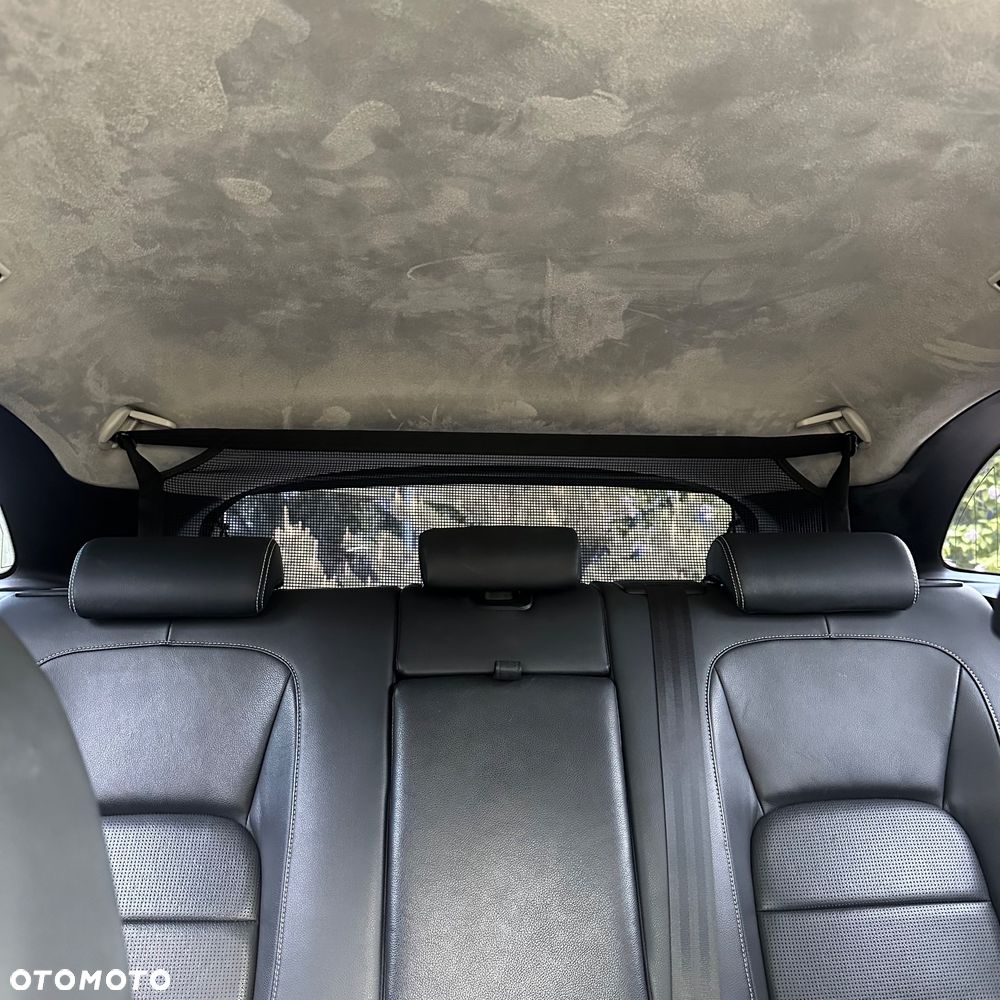 Jaguar F-Pace 2.0 i4D AWD Chequered Flag - 30
