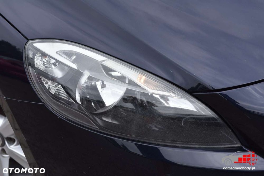 Volvo V40 - 13