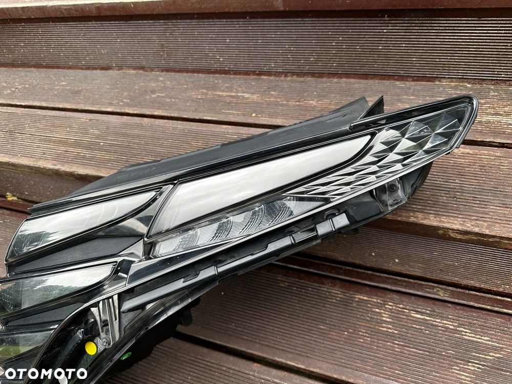 HYUNDAI TUCSON IV lampy przód przednie LED komplet 2021 - 5