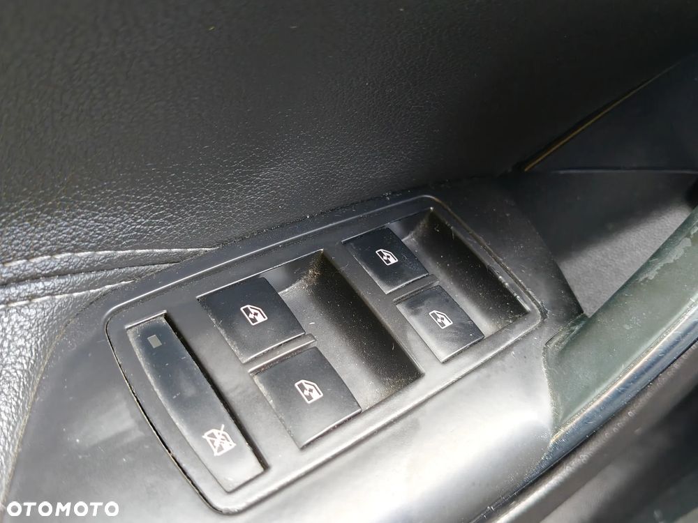 Opel Insignia 2.0 T Cosmo - 23