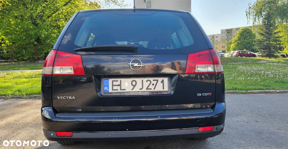 Opel Vectra 1.9 CDTI Cosmo - 4