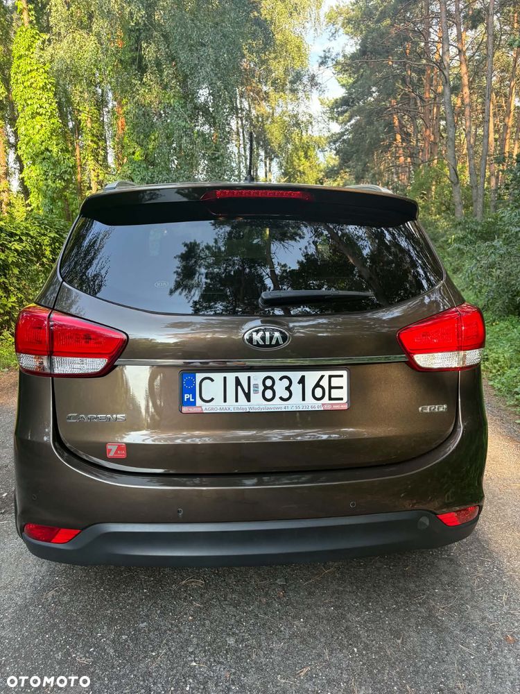 Kia Carens 1.7 CRDi M - 4