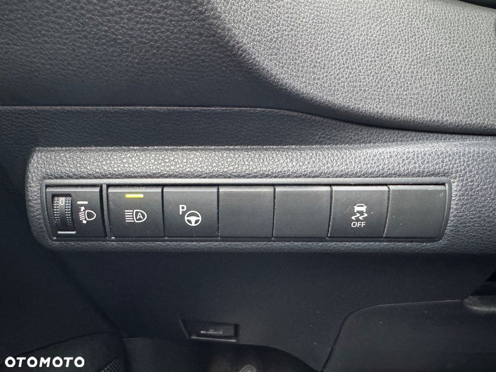 Toyota Corolla 1.8 Hybrid GR Sport - 18